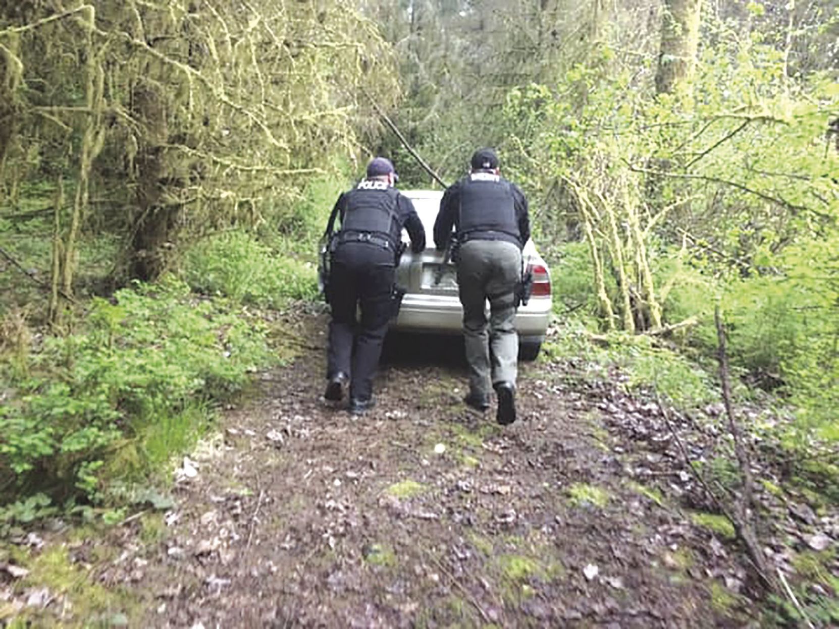 Police Use Manpower to Retrieve Stolen Car
